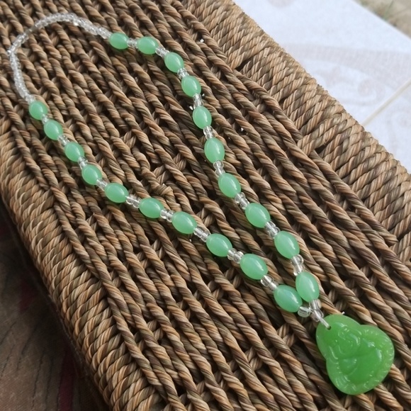 🌈Jade /Suet  Buddha Lucky Necklace - Picture 8 of 8